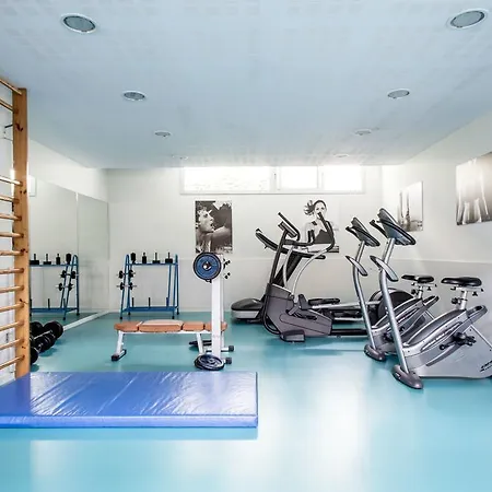 Apartmán Residencia Universitaria Resa Campus Del Mar *